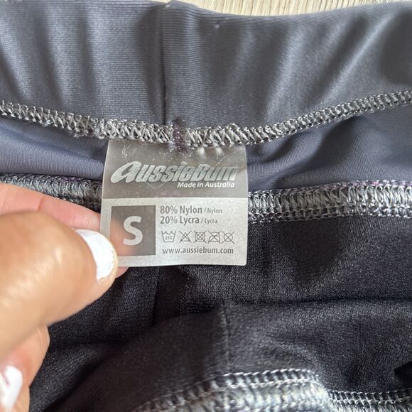 Aussie Bum Men’s Shorts Swimwear Size Small - Picture 7 of 9